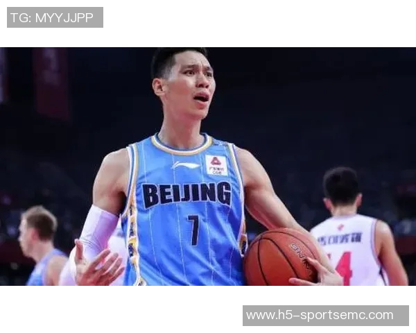 马威上半场表现出色9投5中贡献10分8篮板正负值高达8分助力球队表现