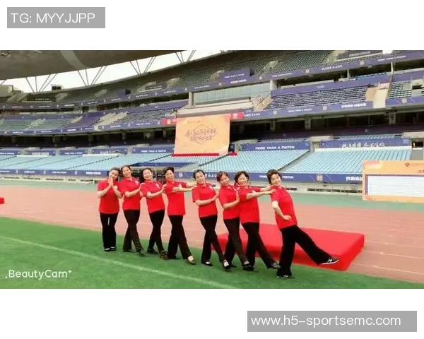 拉松畅谈更衣室开放氛围让每位成员都能自由表达自己的想法